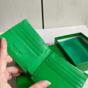 【現貨】BV家 Intrecciato編織 經典款 NAPPA 頭層牛皮 大編織 八卡皮夾錢包短夾 四色：圖片 20