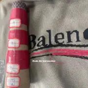 巴黎 BLC 22FW 經典可樂 波浪 針織 毛衣 衛衣 奶茶/墨綠：圖片 6