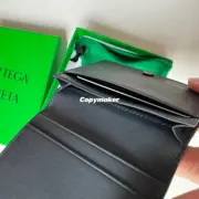 【預售】【福利回饋】BV家 Intrecciato寬編織 NAPPA 頭層牛皮 卡包零錢包小包卡套 深藍色：圖片 9