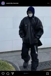 PRA  22FW 三角標 頭層牛皮 鍍銀鈀金 皮帶腰帶：圖片 4