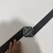 PRA  22FW 三角標 頭層牛皮 鍍銀鈀金 皮帶腰帶：圖片 8