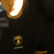 【現貨】BLC 25SS x Lamborghini 聯名 車標印花短袖T恤 黑色 Boxy版型：圖片 7