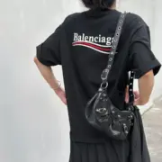 【現貨】巴黎 BLC 22FW Political Campaign 小破壞 可樂刺繡 波浪 短袖T恤 黑色：圖片 7