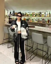 THE NOTH FACE 1992系列 扎染印花雲朵 30周年限定款 北臉 羽絨外套 夾克：圖片 2