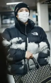 THE NOTH FACE 1992系列 扎染印花雲朵 30周年限定款 北臉 羽絨外套 夾克：圖片 8