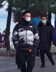 THE NOTH FACE 1992系列 扎染印花雲朵 30周年限定款 北臉 羽絨外套 夾克：圖片 9