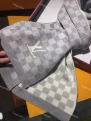 1V 經典棋盤格格紋 雙面 經典款 純羊毛 圍巾 披肩 二色：圖片 8