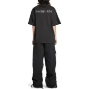 巴黎 BLC 23SS 水鑽燙鑽字母logo 小破壞 簡約素色 短袖T恤 黑色：圖片 4