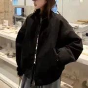 【現貨】PRA 25FW Re-Nylon 再生尼龍 三角標 哈靈頓夾克棉服外套風衣：圖片 6