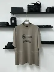 巴黎 BLC x WFP 24SS 世界糧食署 慈善限定 短袖T恤 卡其色：圖片 6