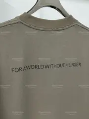 巴黎 BLC x WFP 24SS 世界糧食署 慈善限定 短袖T恤 卡其色：圖片 12