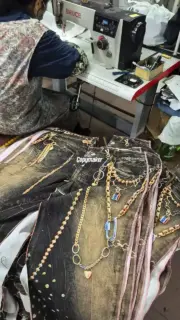 【現貨】【2026新年福利】Acne Studios 26SS 新年限定 黑金鍊條3D印花 牛仔褲工裝褲 1981M：圖片 8