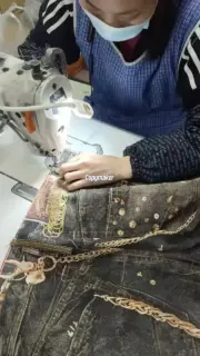 【現貨】【2026新年福利】Acne Studios 26SS 新年限定 黑金鍊條3D印花 牛仔褲工裝褲 1981M：圖片 9