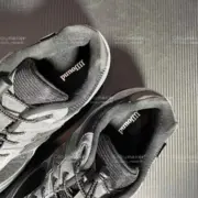 JJJJound x NB 2002R 聯名 炭灰色 慢跑鞋 休閒鞋 M2002RXZ：圖片 10