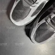 JJJJound x NB 2002R 聯名 炭灰色 慢跑鞋 休閒鞋 M2002RXZ：圖片 11