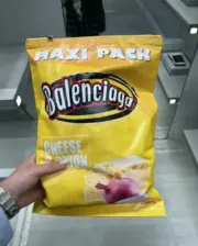 【預售】巴黎 BLC 24SS 秀款 拉鍊薯片包手拿包手提包小包 頭層牛皮 黃色：圖片 7