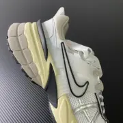 【預售】NK V2k Runtekk "Summit White Metallic Silver'' 復古老爹鞋跑步鞋 FD0736-100：圖片 7