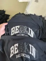 巴黎 BLC 23SS Be kind 補丁刺繡做舊破壞 logo字母 水洗 短袖T恤 水洗藍黑：圖片 5