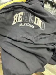 巴黎 BLC 23SS Be kind 補丁刺繡做舊破壞 logo字母 水洗 短袖T恤 水洗藍黑：圖片 11