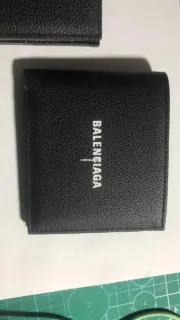 【現貨】【過驗】巴黎 BLC 經典字母logo 頭層牛皮 八卡皮夾錢包卡包 黑色 簡約：圖片 10