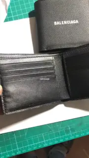 【現貨】【過驗】巴黎 BLC 經典字母logo 頭層牛皮 八卡皮夾錢包卡包 黑色 簡約：圖片 13