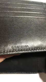 【現貨】【過驗】巴黎 BLC 經典字母logo 頭層牛皮 八卡皮夾錢包卡包 黑色 簡約：圖片 15