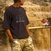 【現貨】【福利回饋免運】巴黎 BLC 24SS 衝浪 雙面logo 水洗龜裂印花 小破壞 短袖T恤：圖片 5