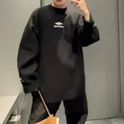 【預售】【雙11新品】巴黎 BLC 24FW 滑雪系列 3B刺繡 羊絨混紡保暖 圓領衛衣大學T毛衣 黑色：圖片 3