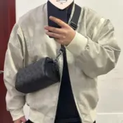 【現貨】【福利回饋】C0ACH Alex 21 經典老花滿版logo 斜背包側背包小包（附卡包）：圖片 5