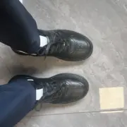 【預售】GUC Chunky B Screener GG 古馳 餅乾鞋板鞋厚底運動鞋休閒鞋 增高 全黑/黑魂：圖片 5