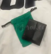 【現貨】BV家 Intrecciato編織 經典款 NAPPA 頭層牛皮 大編織 六卡皮夾錢包短夾 黑色：圖片 4