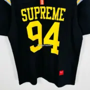 【預售】Supreme SS25 Week8 Split S/S Football Top 拼接印花羅紋短袖T恤美式足球衣：圖片 6