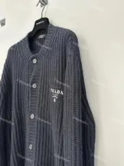 PRA 23FW 經典徽章 羊毛混紡 針織衫毛衣外套開衫：圖片 14