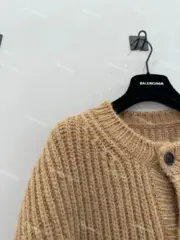 PRA 23FW 經典徽章 羊毛混紡 針織衫毛衣外套開衫：圖片 18