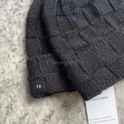 【過驗】1V 24FW 棋盤格 字母刺繡 簡約 羊毛混紡 針織 毛帽冷帽帽子 黑色：圖片 6