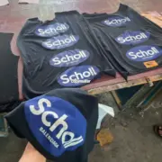 【預售】巴黎 BLC x Scholl 聯名 25SS 藍色印花logo 簡約短袖T恤 周杰倫著用：圖片 7