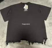 巴黎 BLC 24SS 水洗糜爛流蘇下擺破壞 雙環刺繡logo 短袖T恤 小領口BOXY短寬版型：圖片 7