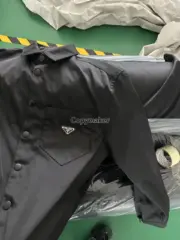 【原廠面料】PRA 23SS Re-Nylon 再生尼龍 三角標 長袖襯衫 風衣外套教練夾克：圖片 26