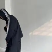 巴黎 BLC 22FW Sporty 刺繡Logo 雙鉤 拼接做舊 帽T 連帽衛衣：圖片 12