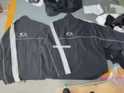 【預售】巴黎 BLC 25FW Tracksuit Loop 循環刺繡 單環 雙頭拉鍊衝鋒衣夾克外套風衣 寬鬆版型：圖片 11