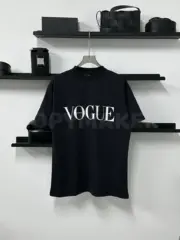 【現貨】巴黎 BLC x VOGUE 聯名 24SS 正面LOGO印花 背面燈塔 短袖T恤：圖片 9