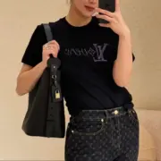 【現貨】1V 25SS 隱藏款 漸層渲染字母logo 短袖T恤：圖片 6