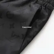 【現貨】1V 25SS 暗紋老花字母logo 滿版 暗黑 短褲休閒褲褲子 黑色：圖片 11