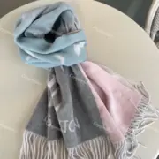 1V REYKJAVIK GRADIENT 雙色漸層老花 經典款 純羊毛 圍巾 披肩 三色：圖片 17