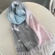 1V REYKJAVIK GRADIENT 雙色漸層老花 經典款 純羊毛 圍巾 披肩 三色：圖片 18