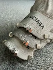 巴黎 BLC 24SS 破壞做舊水洗泥染螺絲刺繡logo 棒球帽老帽鴨舌帽帽子 黑灰色：圖片 5