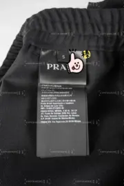 【現貨】PRA 24SS Re-Nylon Shorts 再生尼龍 口袋 三角標 百慕大短褲休閒褲工裝褲尼龍短褲：圖片 13