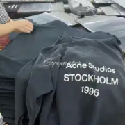 【現貨】Acne Studios 24FW 水洗做舊經典logo 素面簡約 圓領純棉長袖T恤：圖片 4