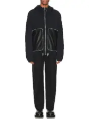 BV家 23SS Packable Nylon Jacket 真皮 可收納大口袋連帽風衣外套夾克：圖片 3