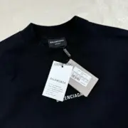 【現貨】【全套包裝】巴黎 BLC 24FW 3M反光鑽石噴砂顆粒 胸口小字 背面大字 短袖T恤：圖片 15